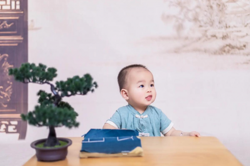 沈阳三个月宝宝抬头不稳